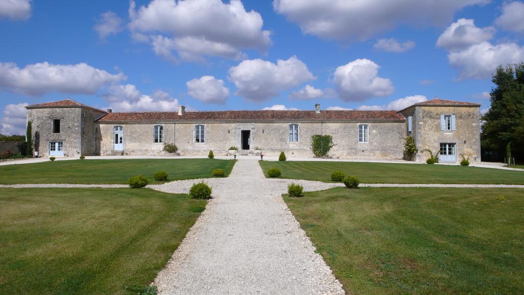 Chambres D'Hotes Logis De L'Astree Saint-Bris-des-Bois Exterior photo