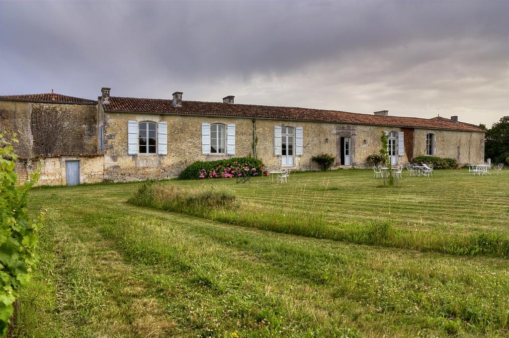 Chambres D'Hotes Logis De L'Astree Saint-Bris-des-Bois Exterior photo